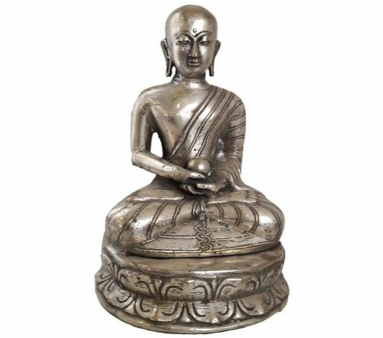 Buddha-Figur als Mönch 