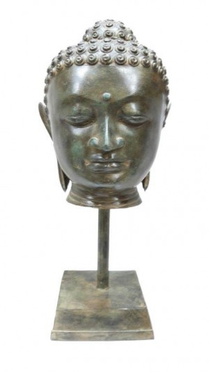 Buddha Kopf auf Standfuss
